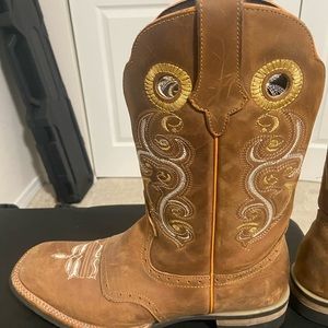 Korwin square toed cowboy boots